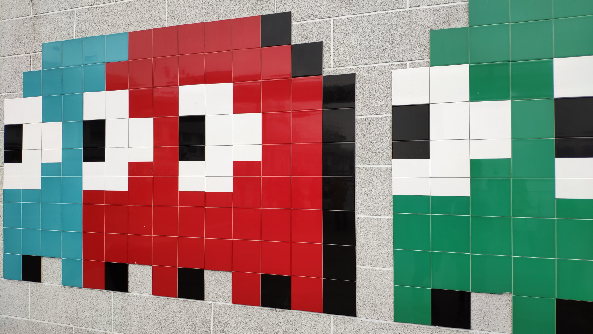 Shark-Ovski-Jz9Tpxjozqk-Unsplash