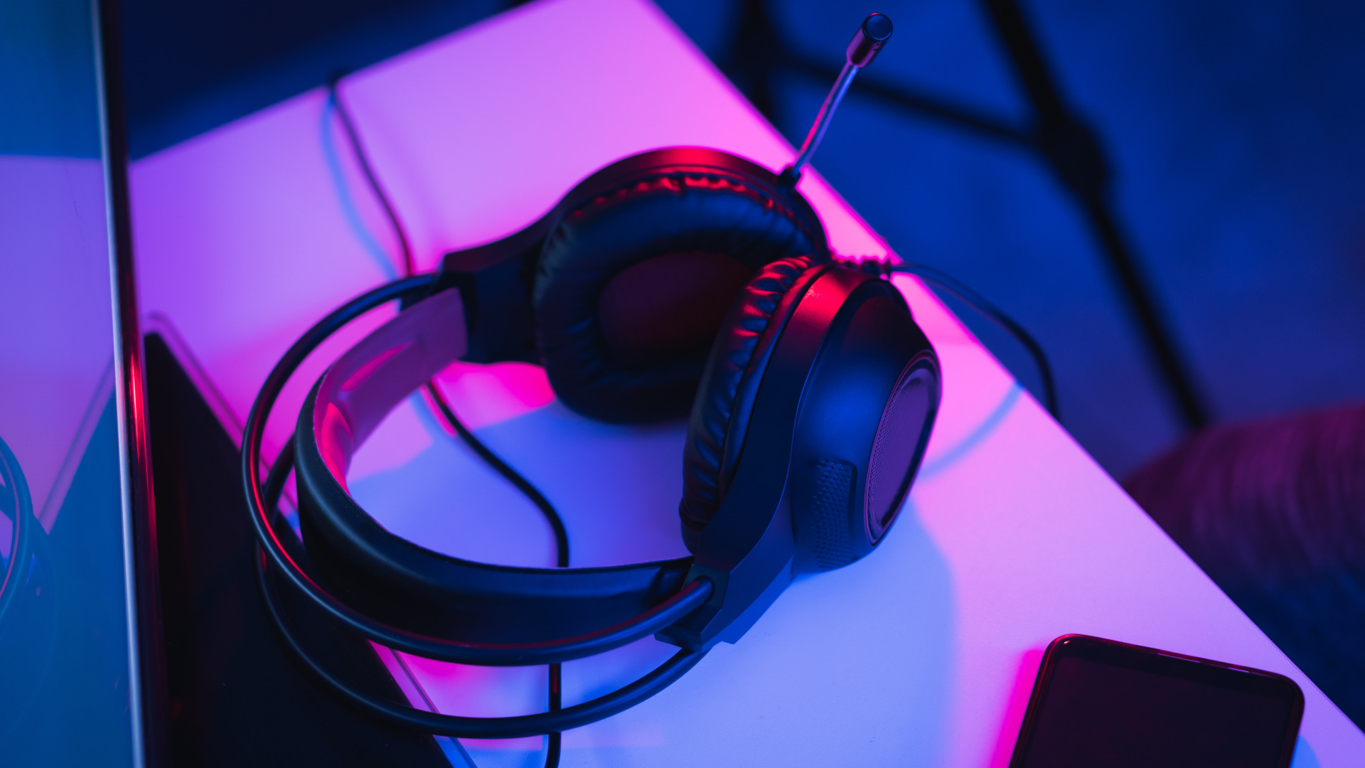 Fausto-Sandoval-W5M3Pigvkqi-Unsplash