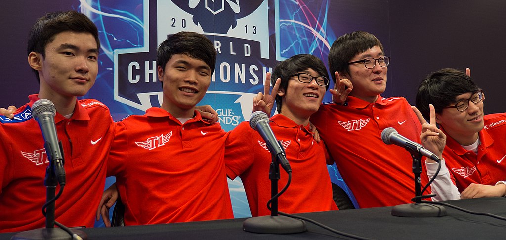 1024Px-Sk Telecom T1 At Lol World Championship 2013
