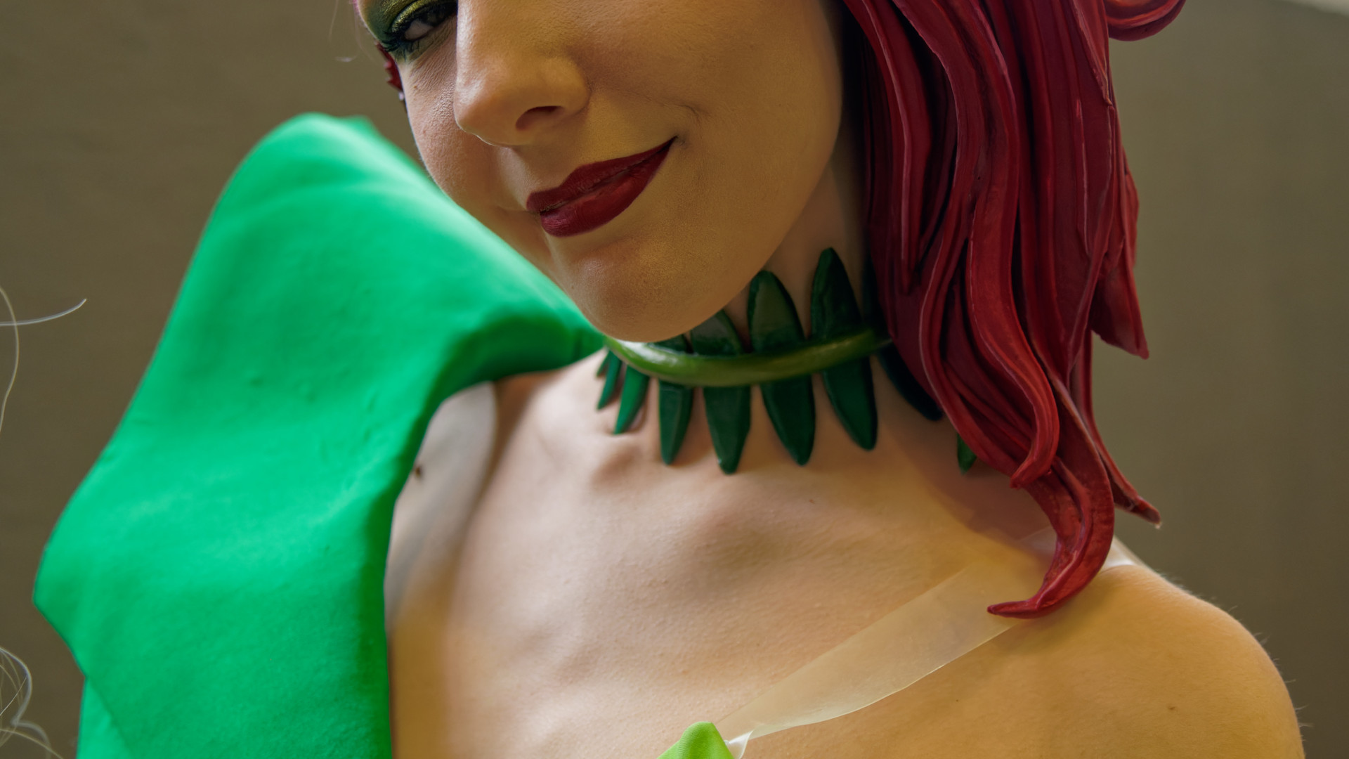 File:Brussels Expo - Poison Ivy 2.jpg