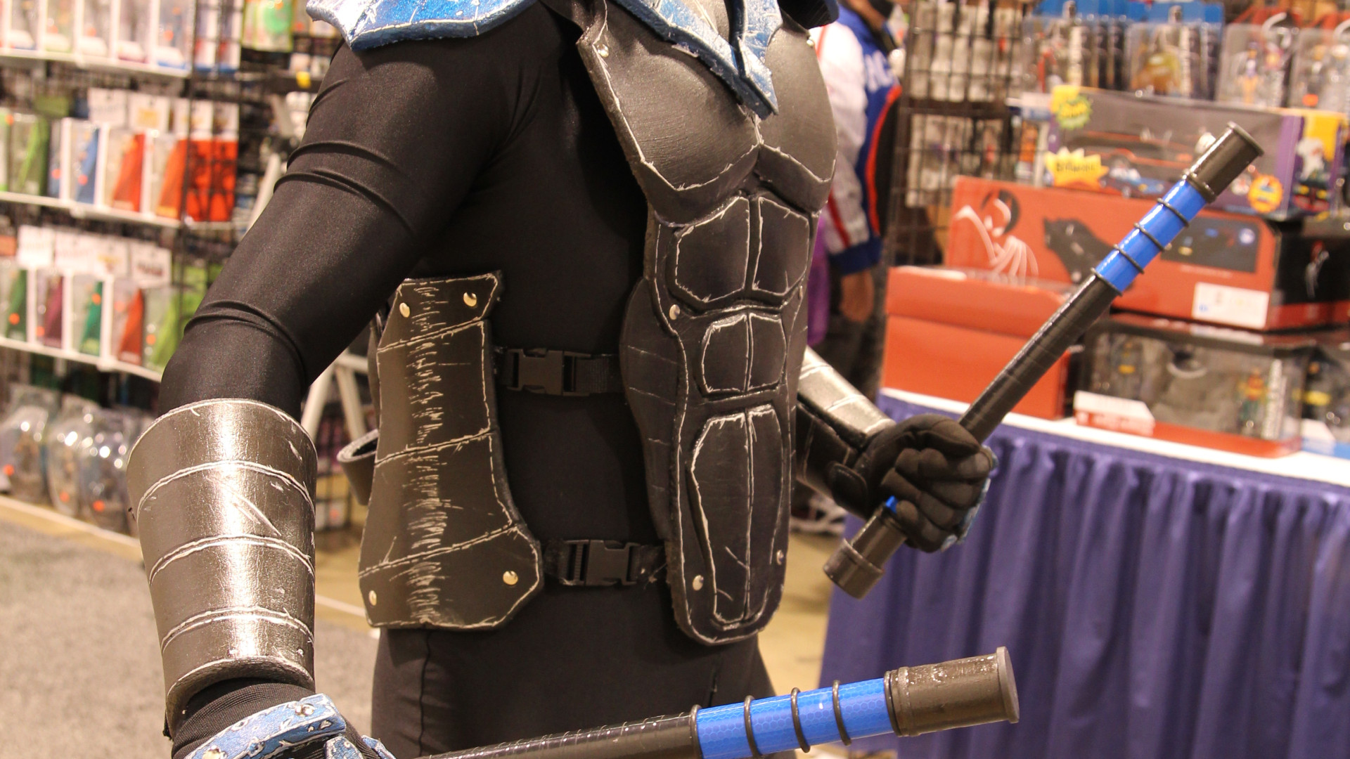 File:Nightwing 100.jpg