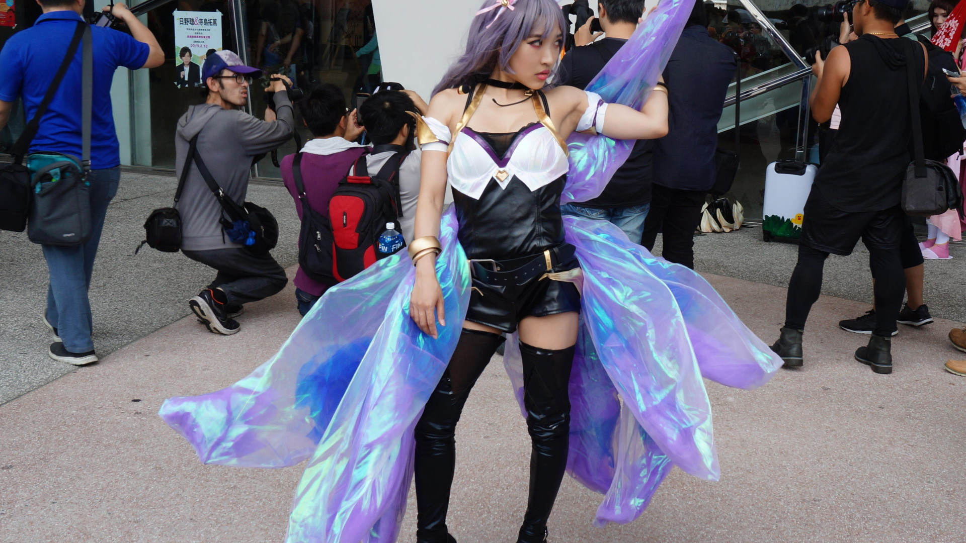 File:Komichi as Ahri, League of Legends 20190518a.jpg