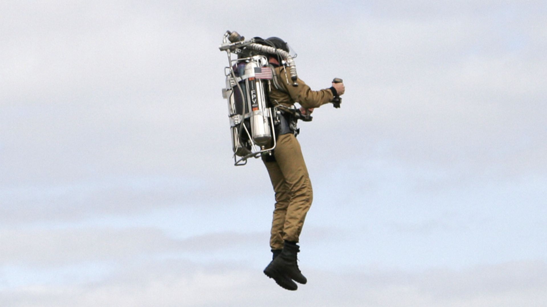 File:Rocket man02 - melbourne show 2005.jpg