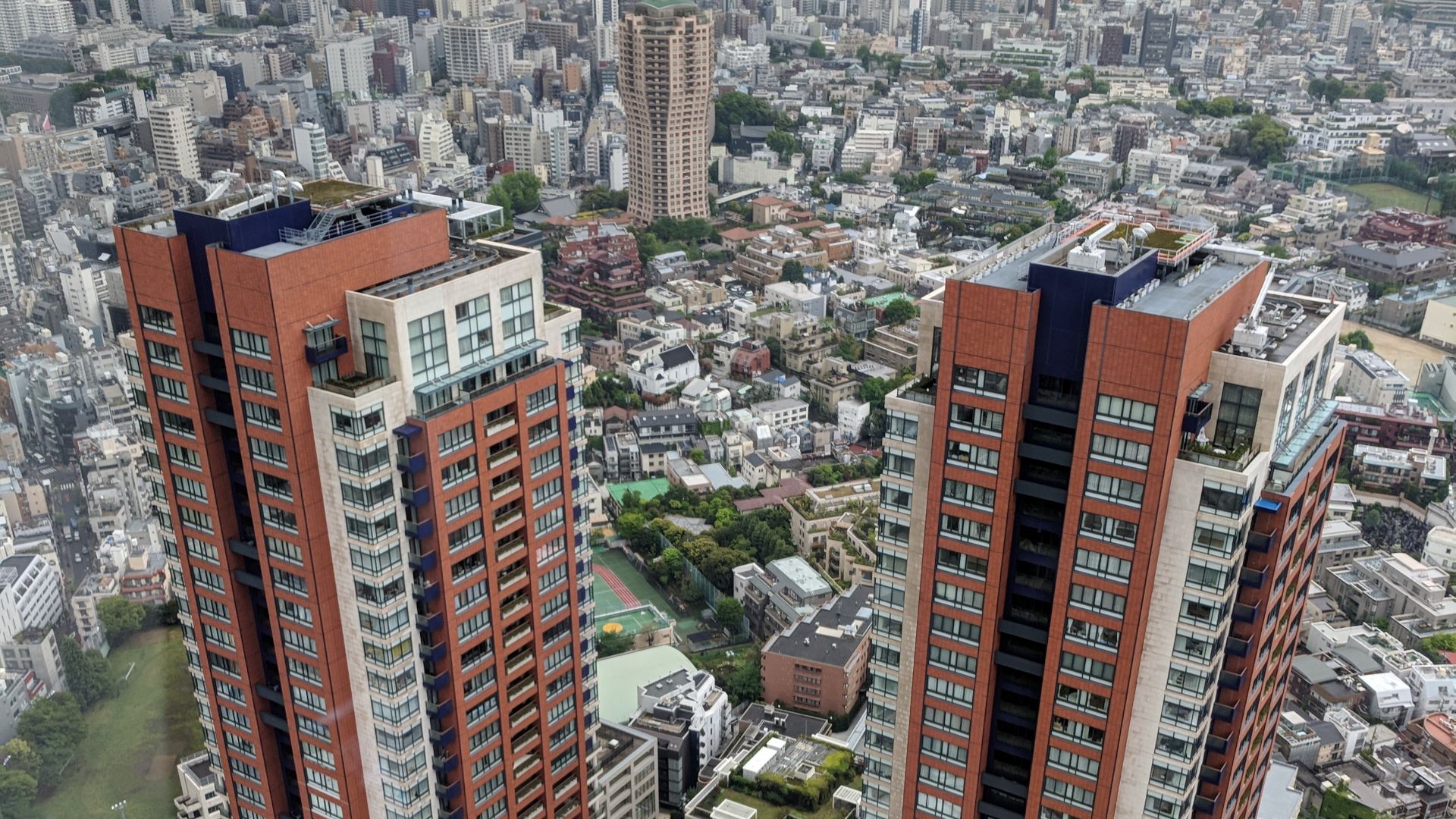 File:Towers from 43rd floor of Mori Tower.jpg