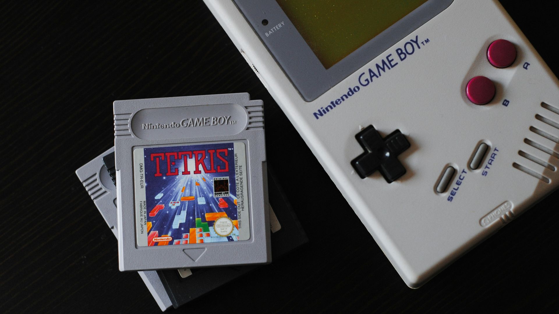 white Nintendo Game Boy