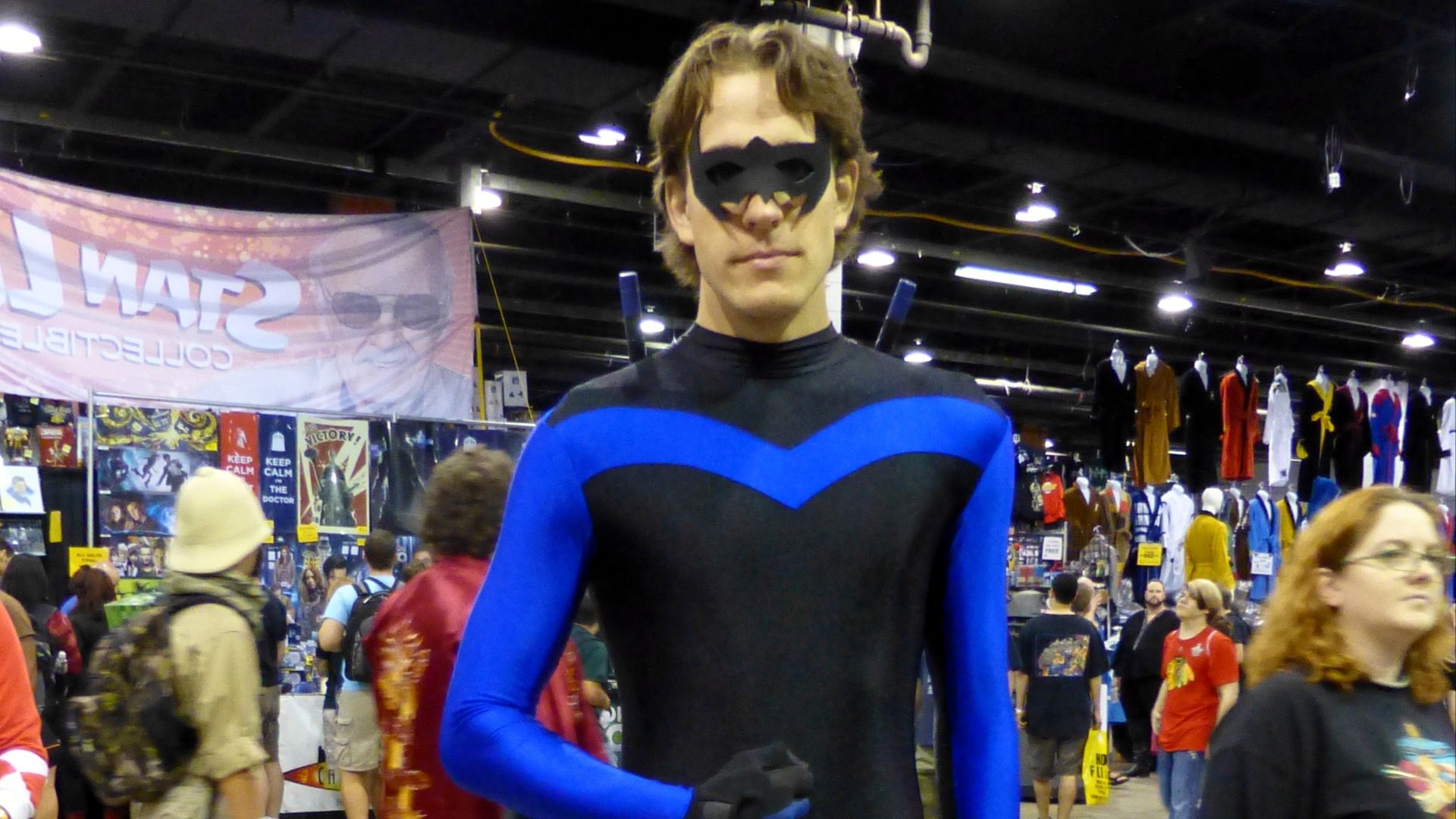 File:WW Chicago 2013 - Nightwing (9518120307).jpg