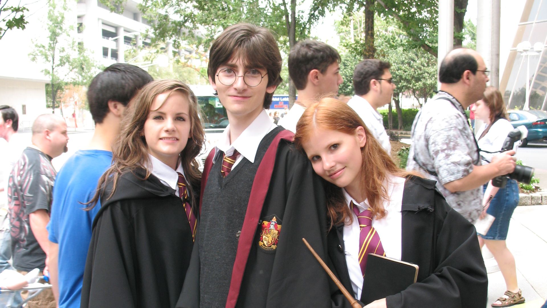 File:Harry Potter robes.jpg