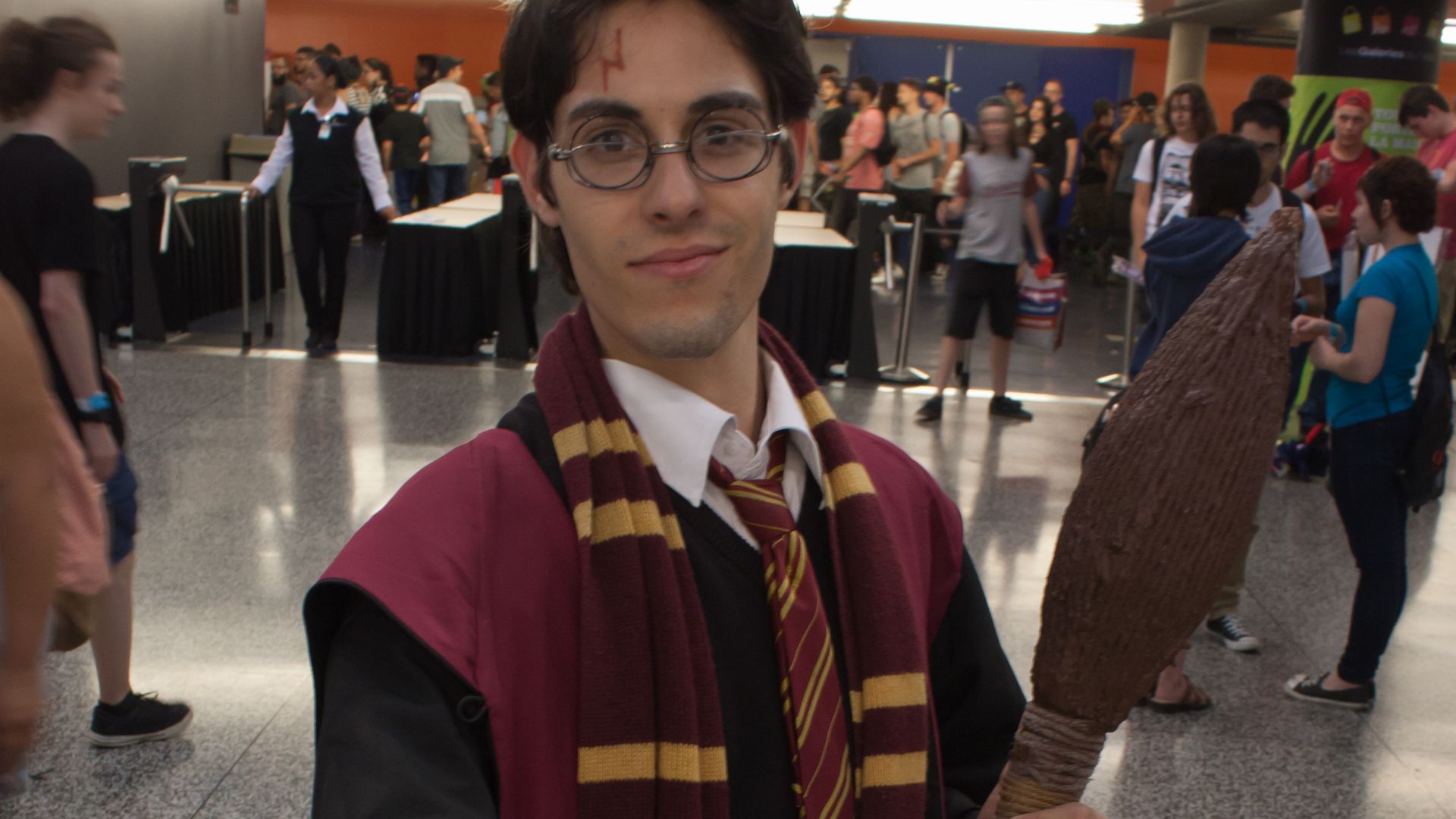 File:Montreal Comiccon 2016 - Harry Potter (27634156054).jpg