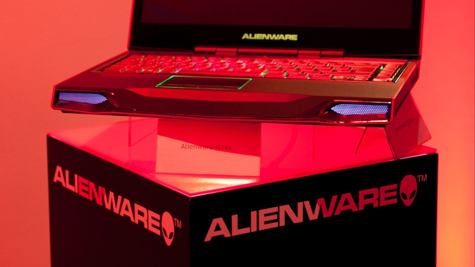 File:Alienware M14x.jpg