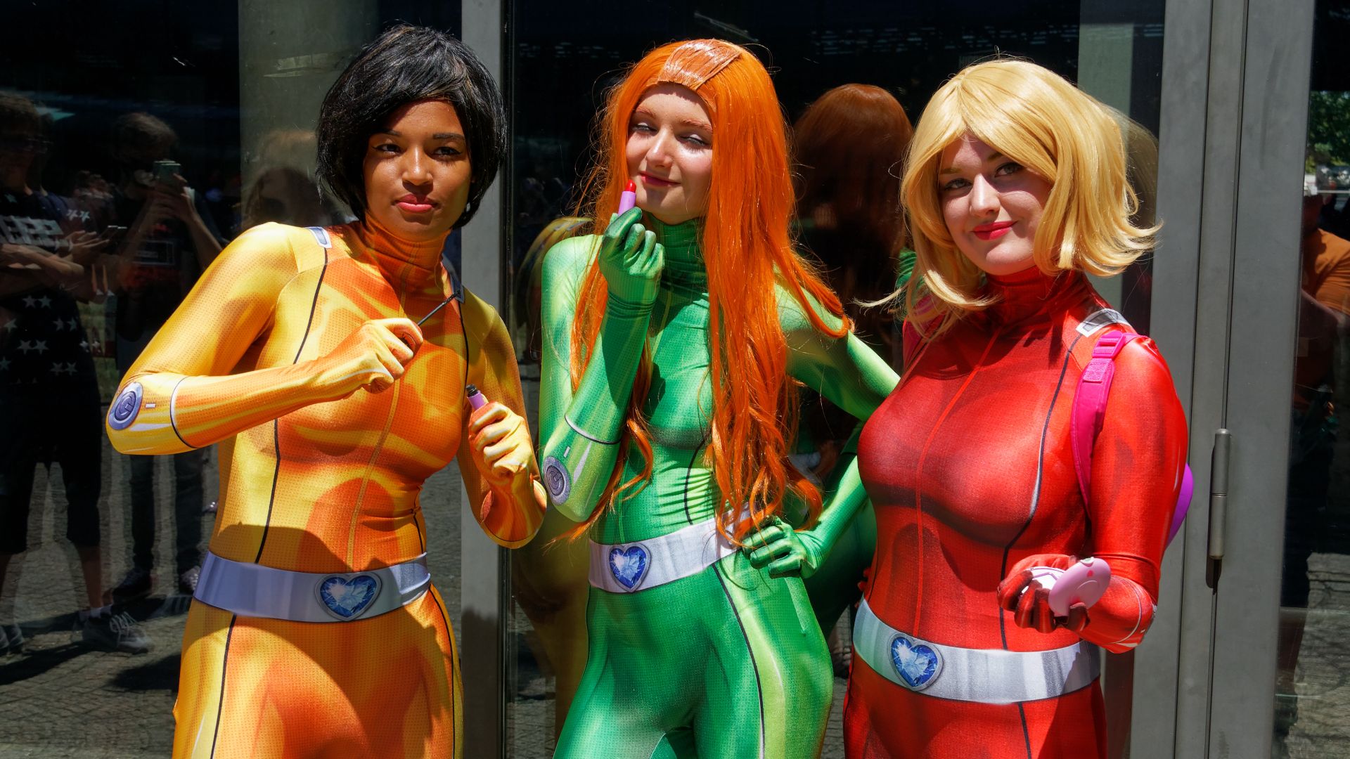 File:Cosplay of Sam, Alex and Clover from Totally Spies! at Japan Expo 2019 (48433394201).jpg