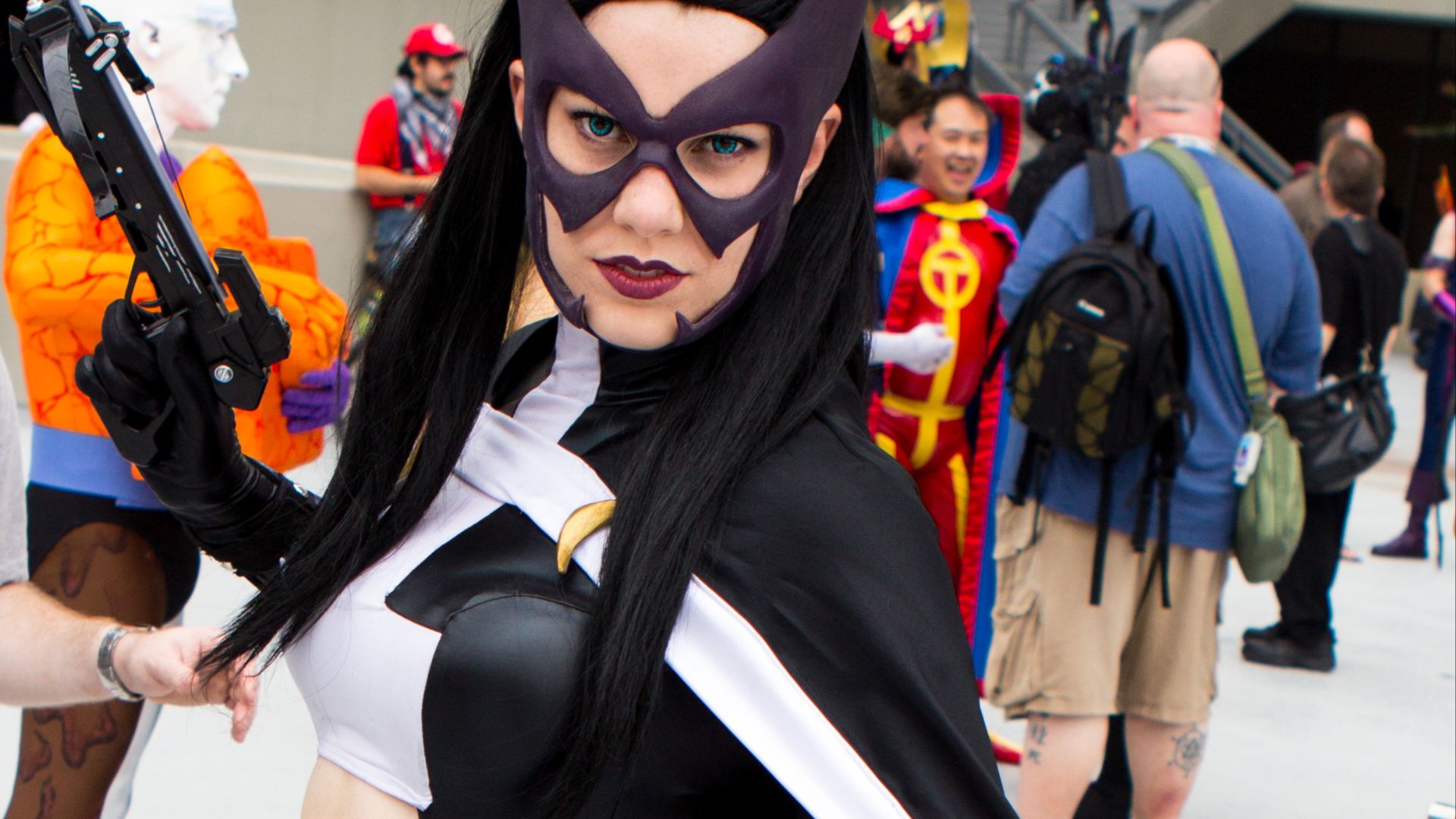 File:Dragon Con 2013 - Huntress (9672471986) (cropped).jpg