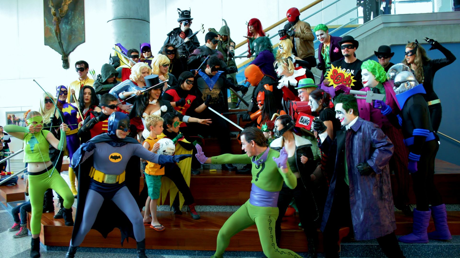 File:Dc heroes vs villains (14049788777).jpg