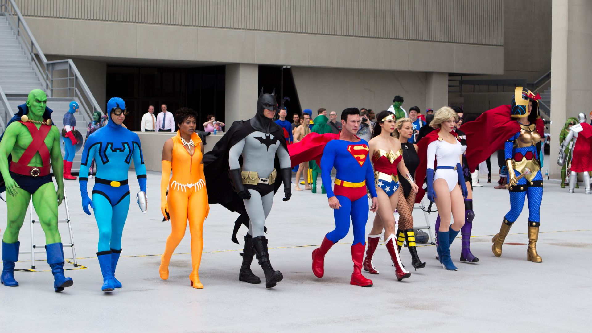 File:Dragon Con 2013 - Justice League (9661623393).jpg