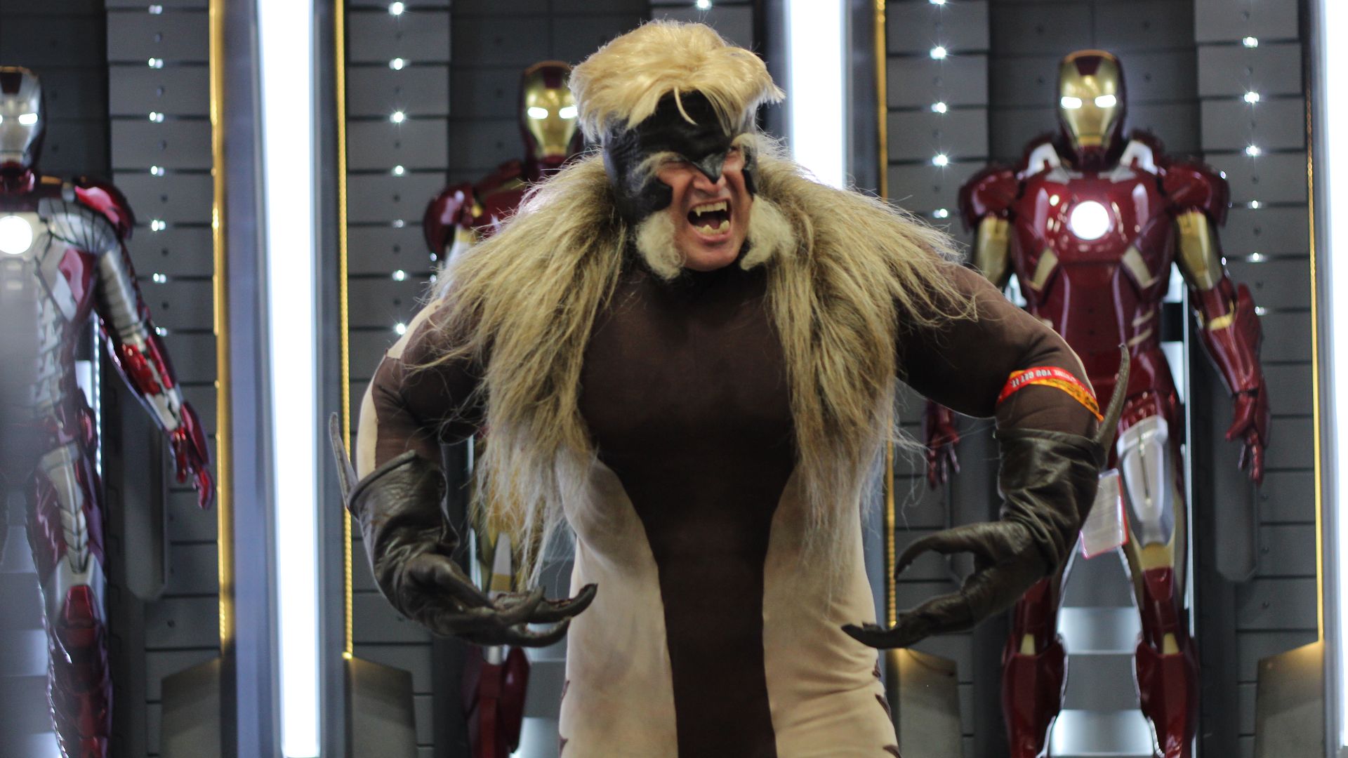 File:SDCC 2012 - Sabretooth (7574550798).jpg