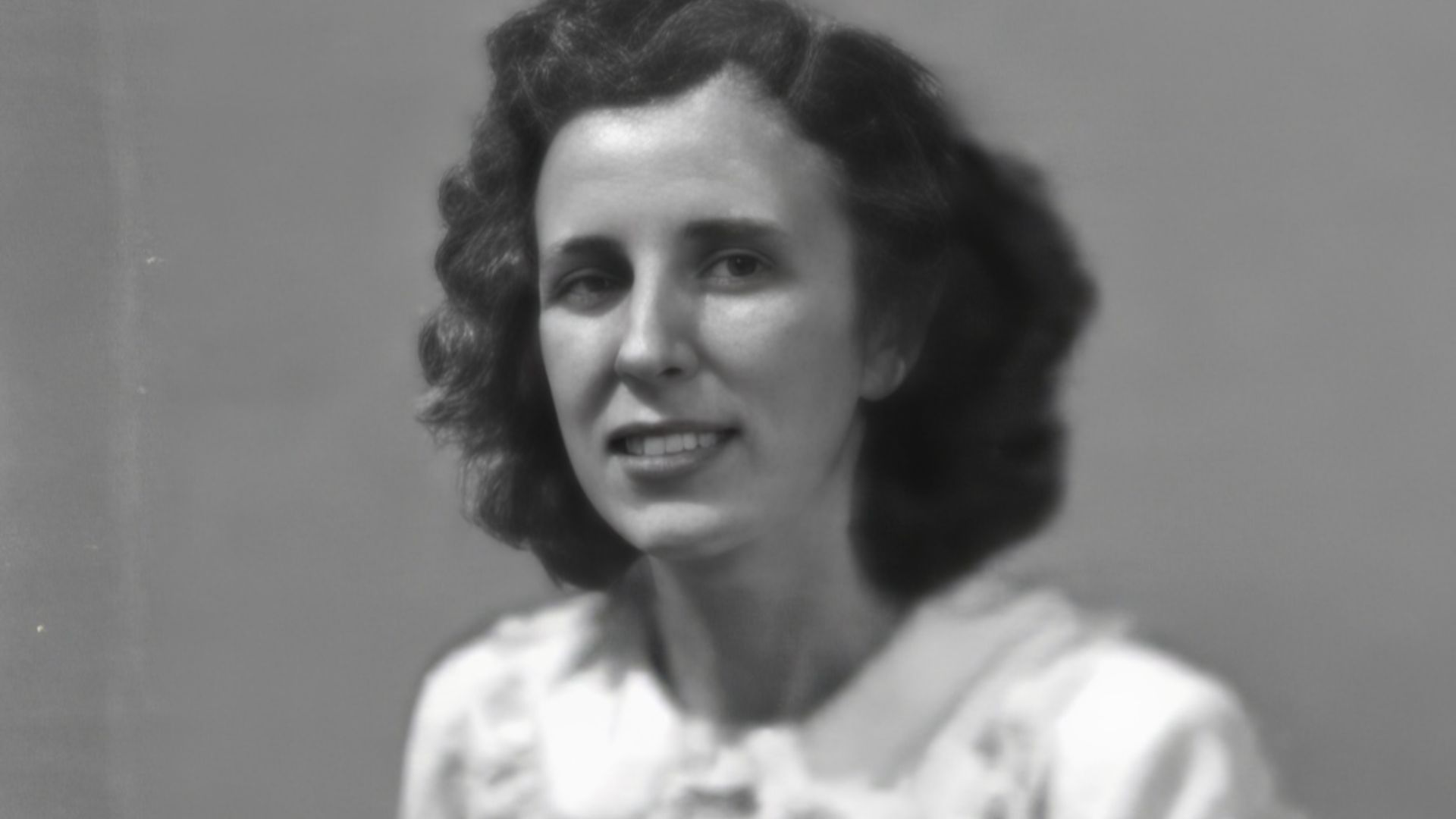 File:Kay McNulty enhanced portrait.jpg