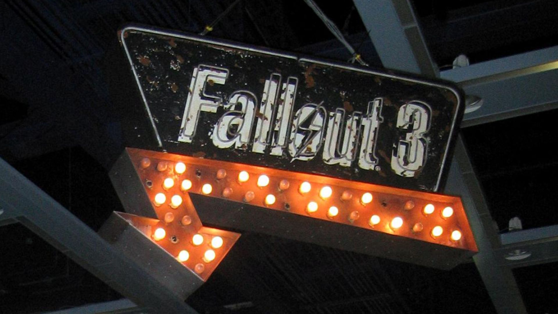 File:Fallout 3 PAX 08 (2837170003).jpg