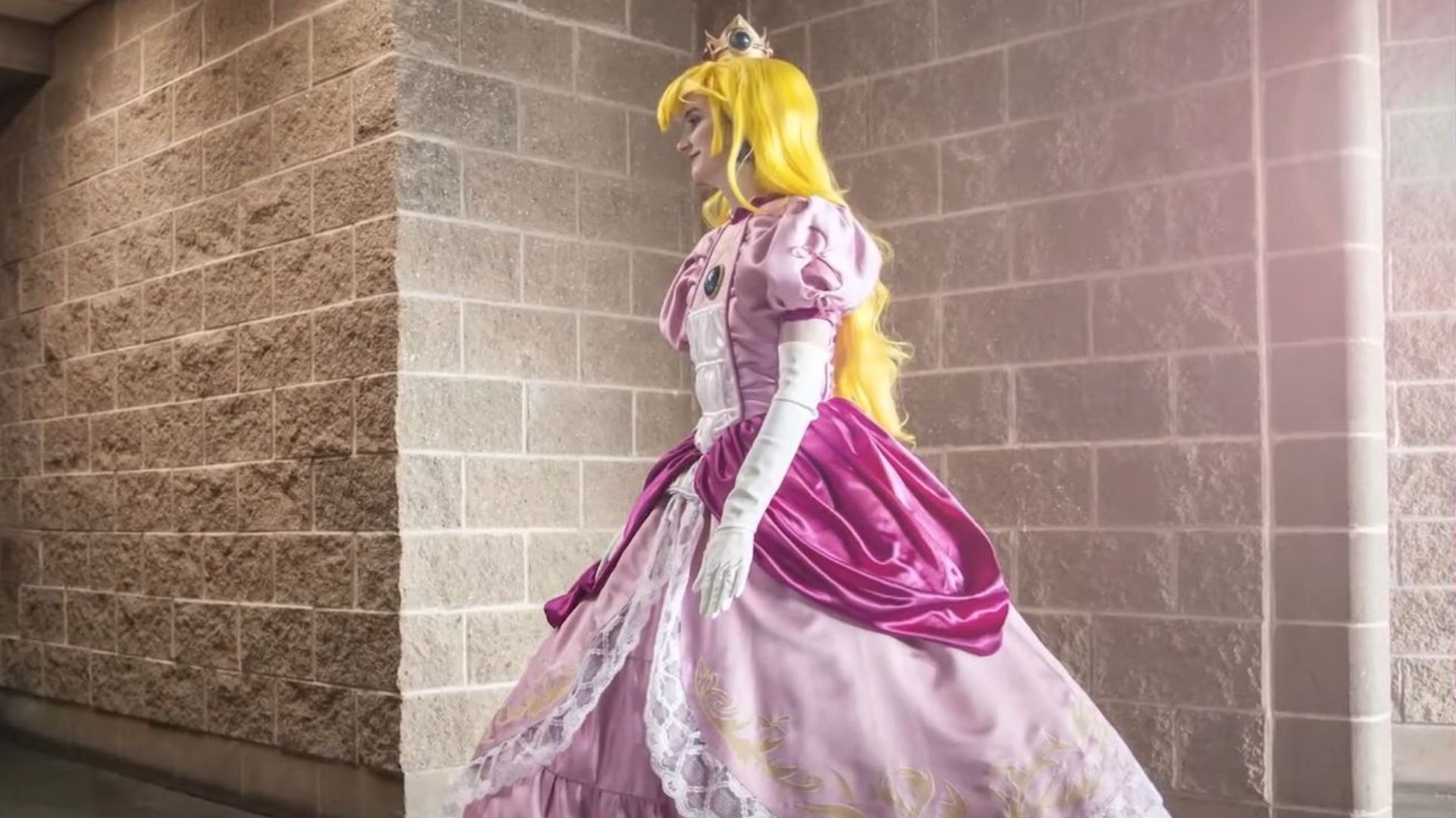 File:Peach Cosplay Ursa Minor Sewing 2.jpg
