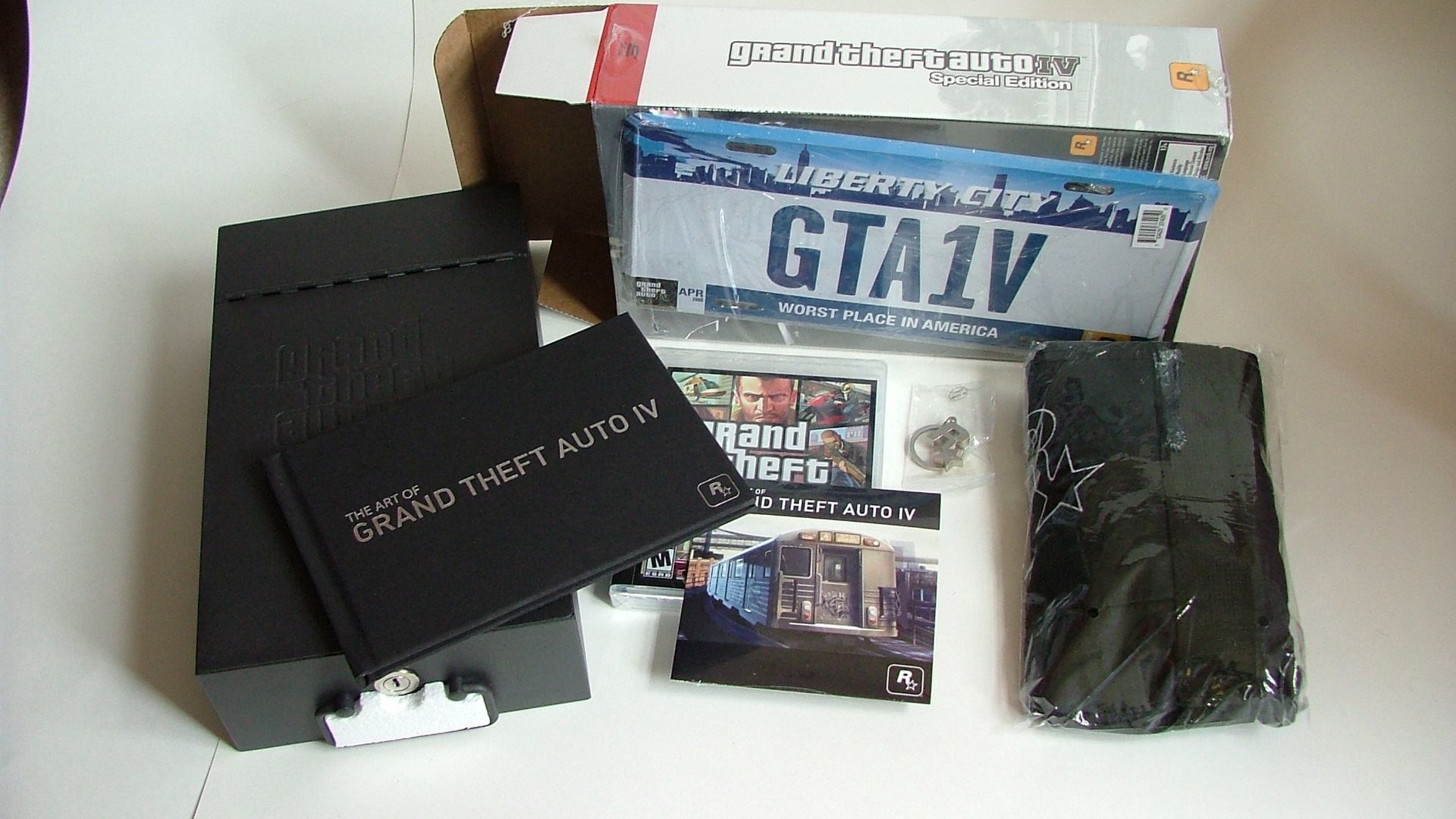 File:Grand Theft Auto IV Special Edition.jpg