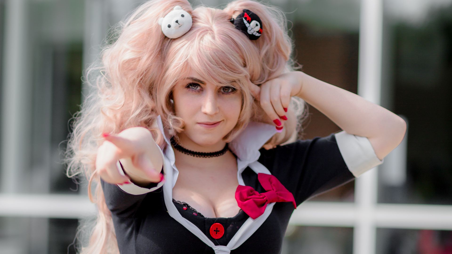 File:Cosplay of Junko Enoshima from Danganronpa at Animethon 2014 (14873295952).jpg