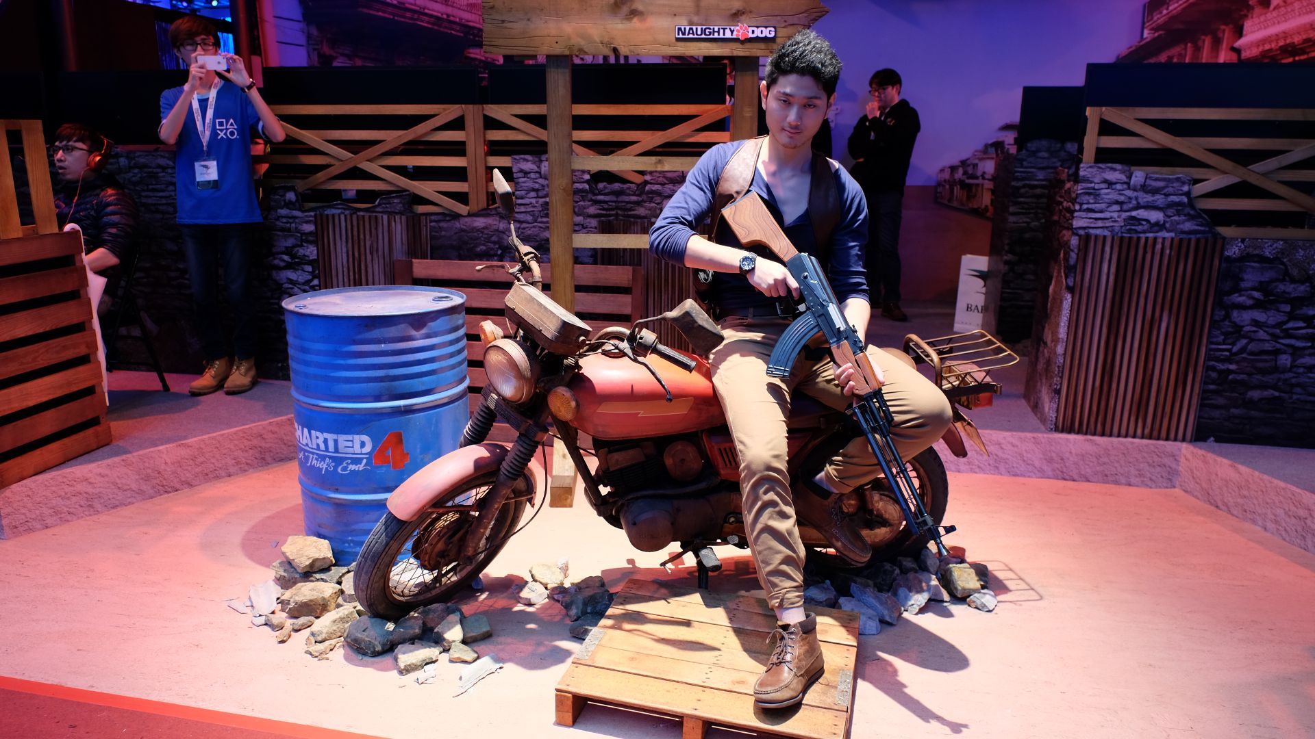 File:2016 Taipei Game Show Day 5, Uncharted 4 Promotional Model 20160202.jpg