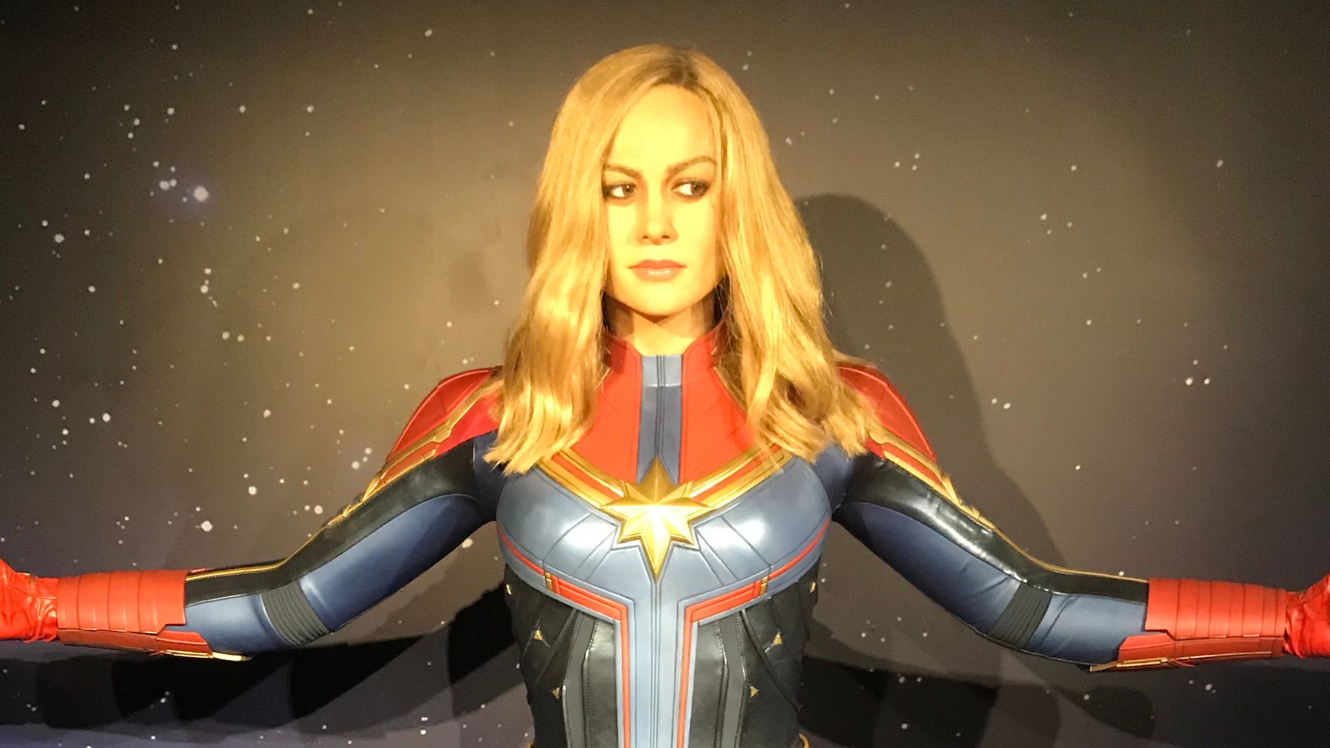 File:Captain Marvel at Madame Tussauds London 2019-07-17.jpg