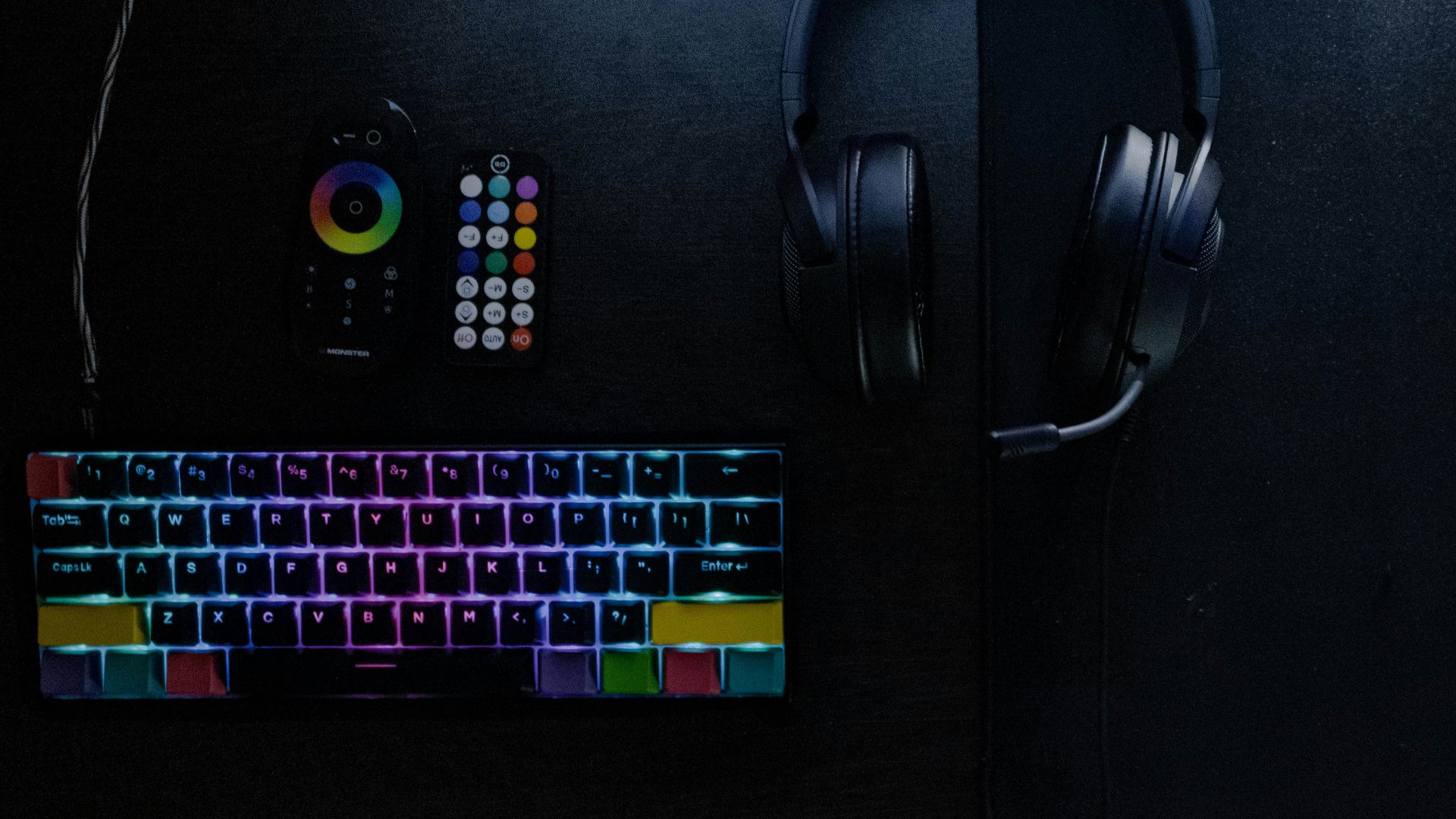 black and yellow gaming keyboard