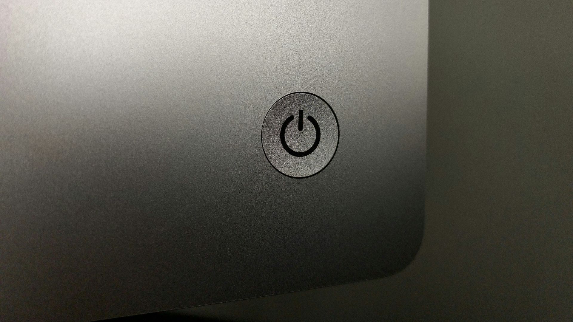 white and black hp laptop