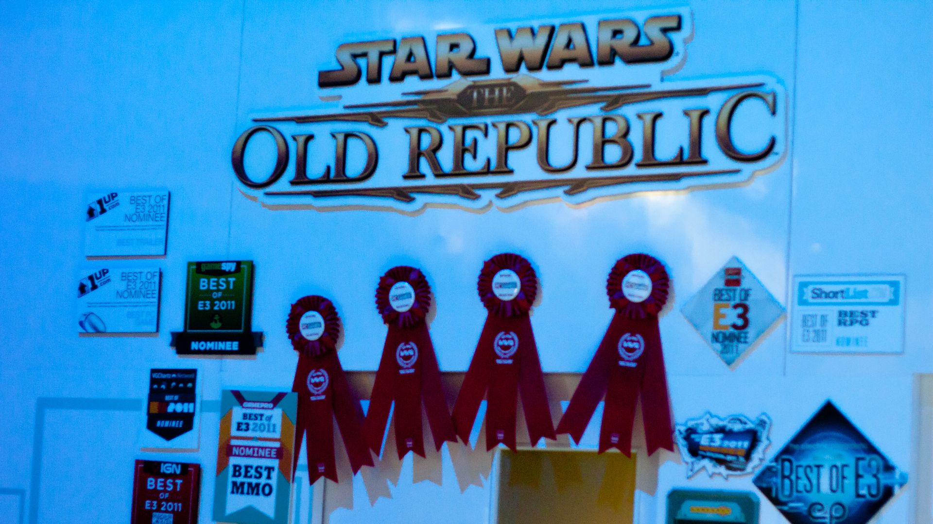 File:Somebody's popular (5841213573).jpg