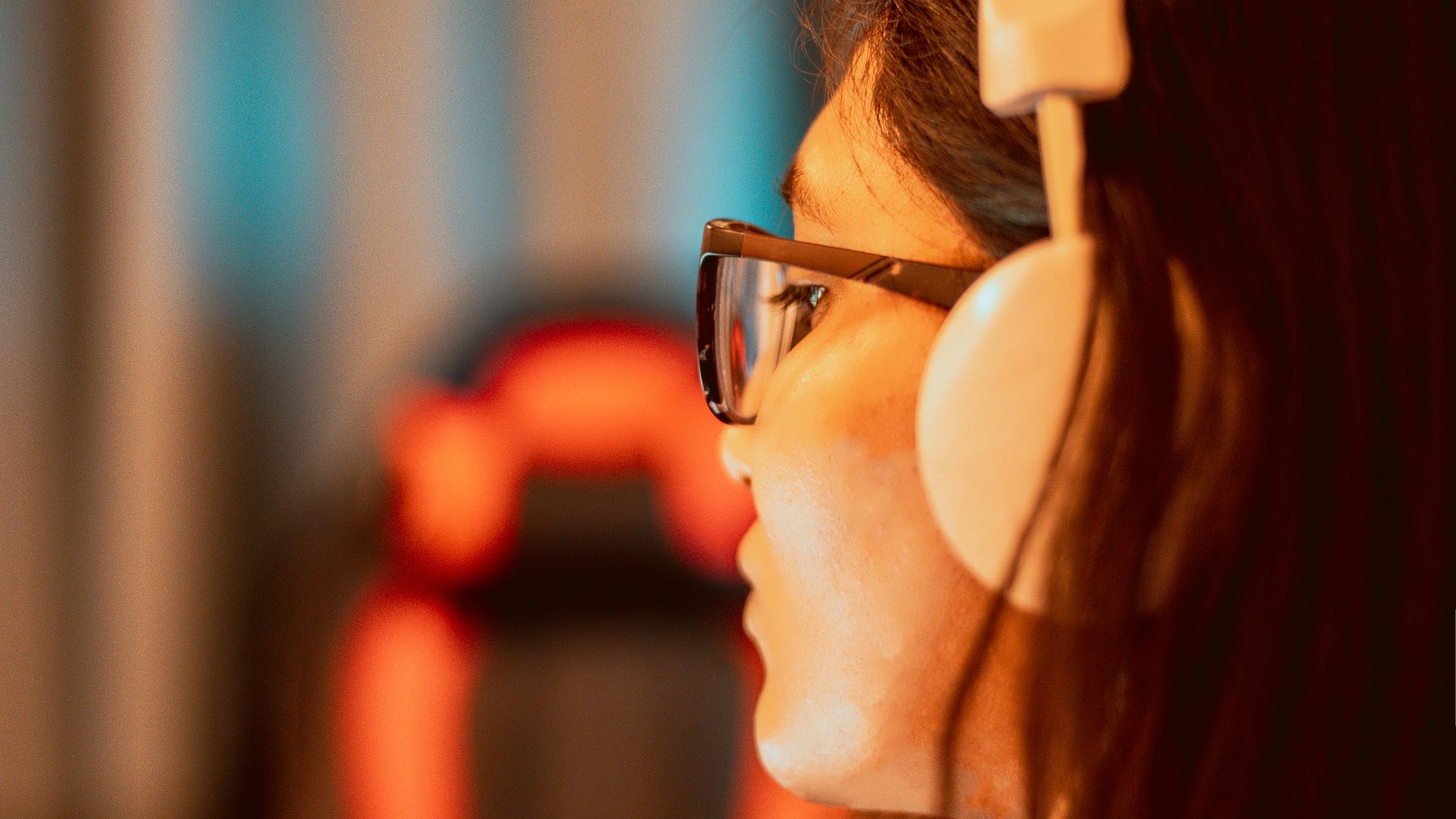 woman in black framed eyeglasses