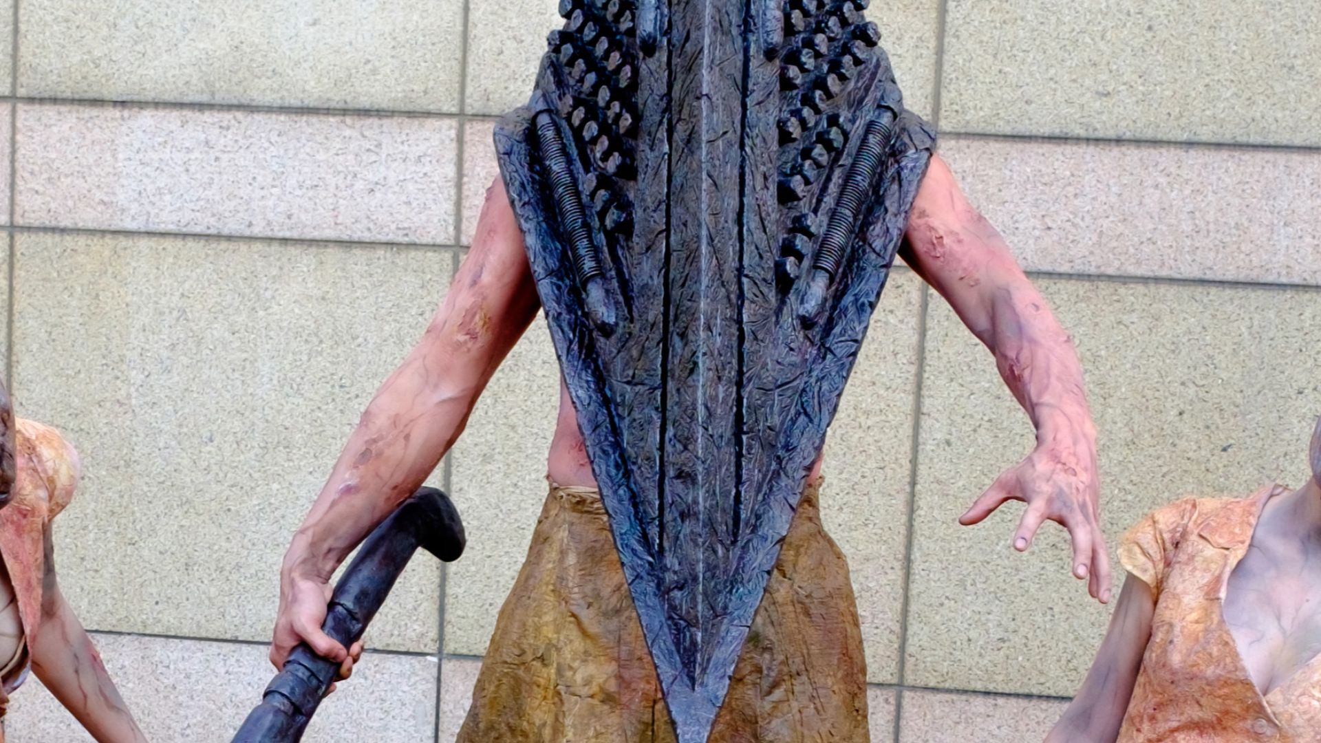 File:Cosplayers of Pyramid Head and Bubblehead Nurses, Silent Hill at CWT42 20160213.jpg