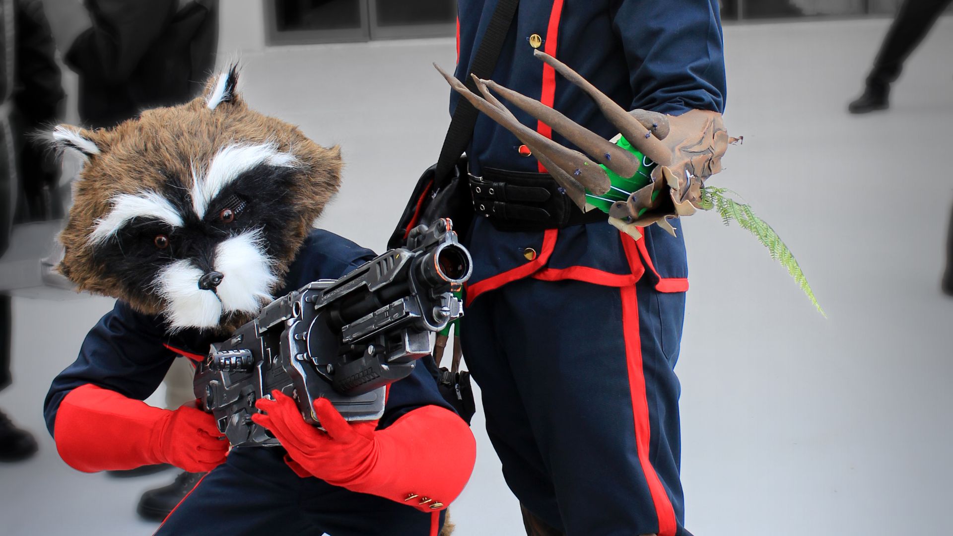 File:Cosplays Rocket Raccoon and Groot Dragon Con 2013.jpg
