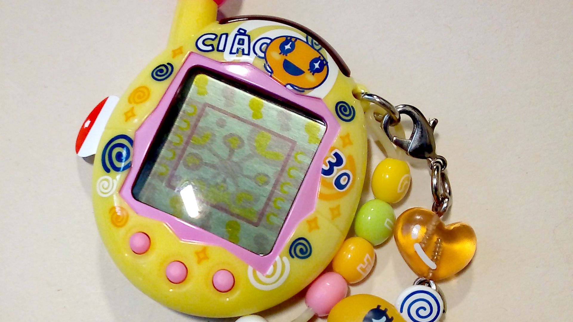 File:Tamagotchi Connexion v4.jpg