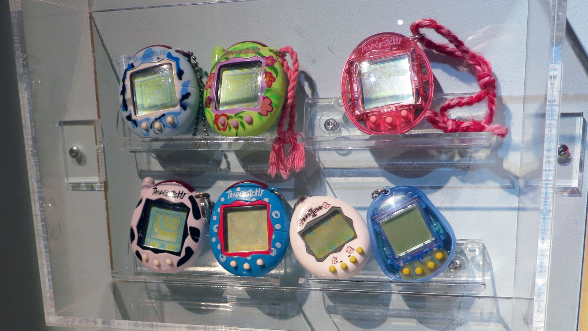 File:Virtual Pets at Rupriikki Media Museum.JPG