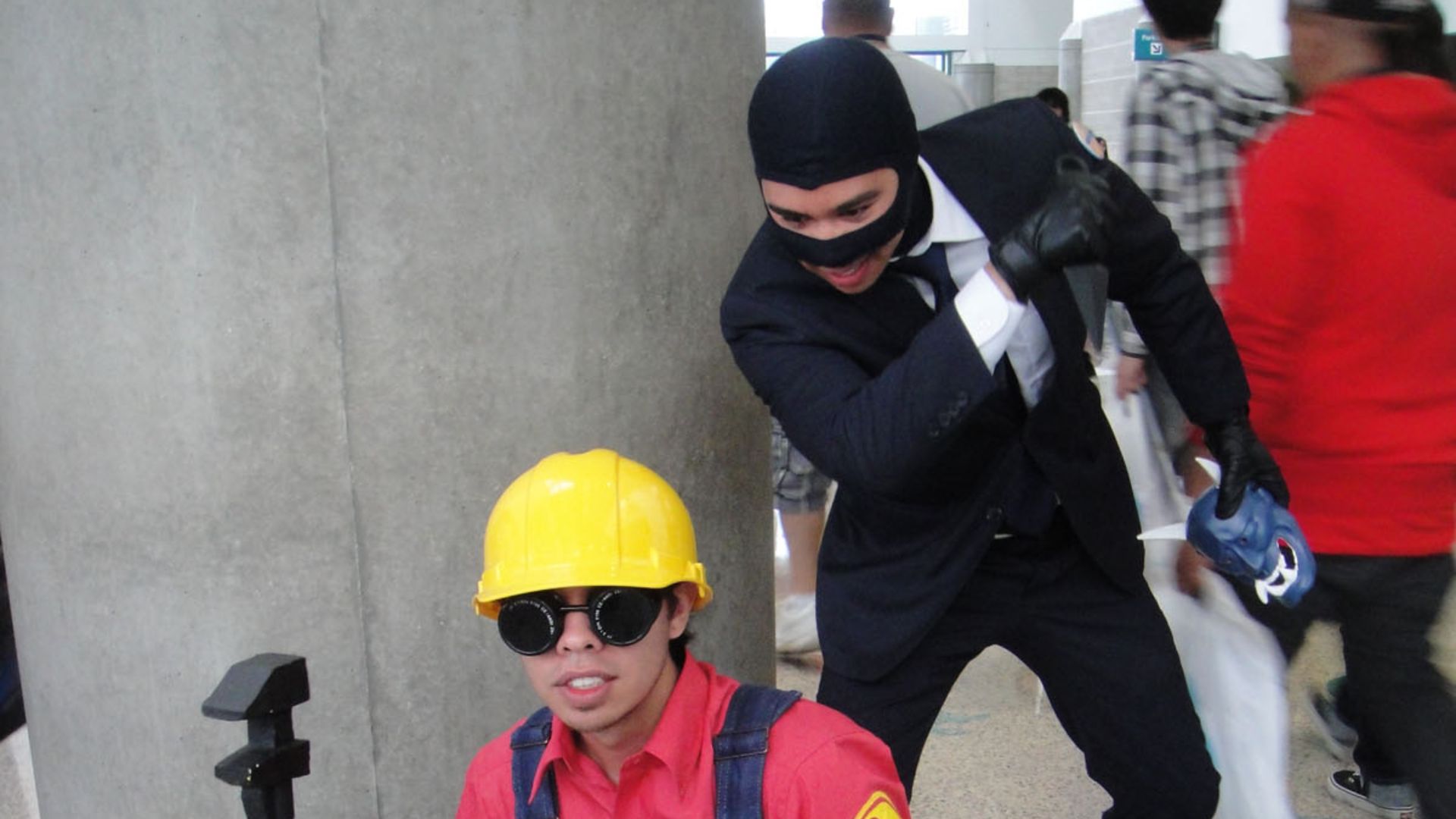 File:Anime Expo 2011 - Engineer and Spy from Team Fortress 2 (5917373699).jpg