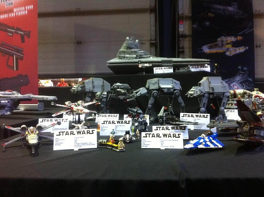 1024px-Lego_World_2012_Star_Wars_models._Zwolle_-_The_Netherlands-2.jpg