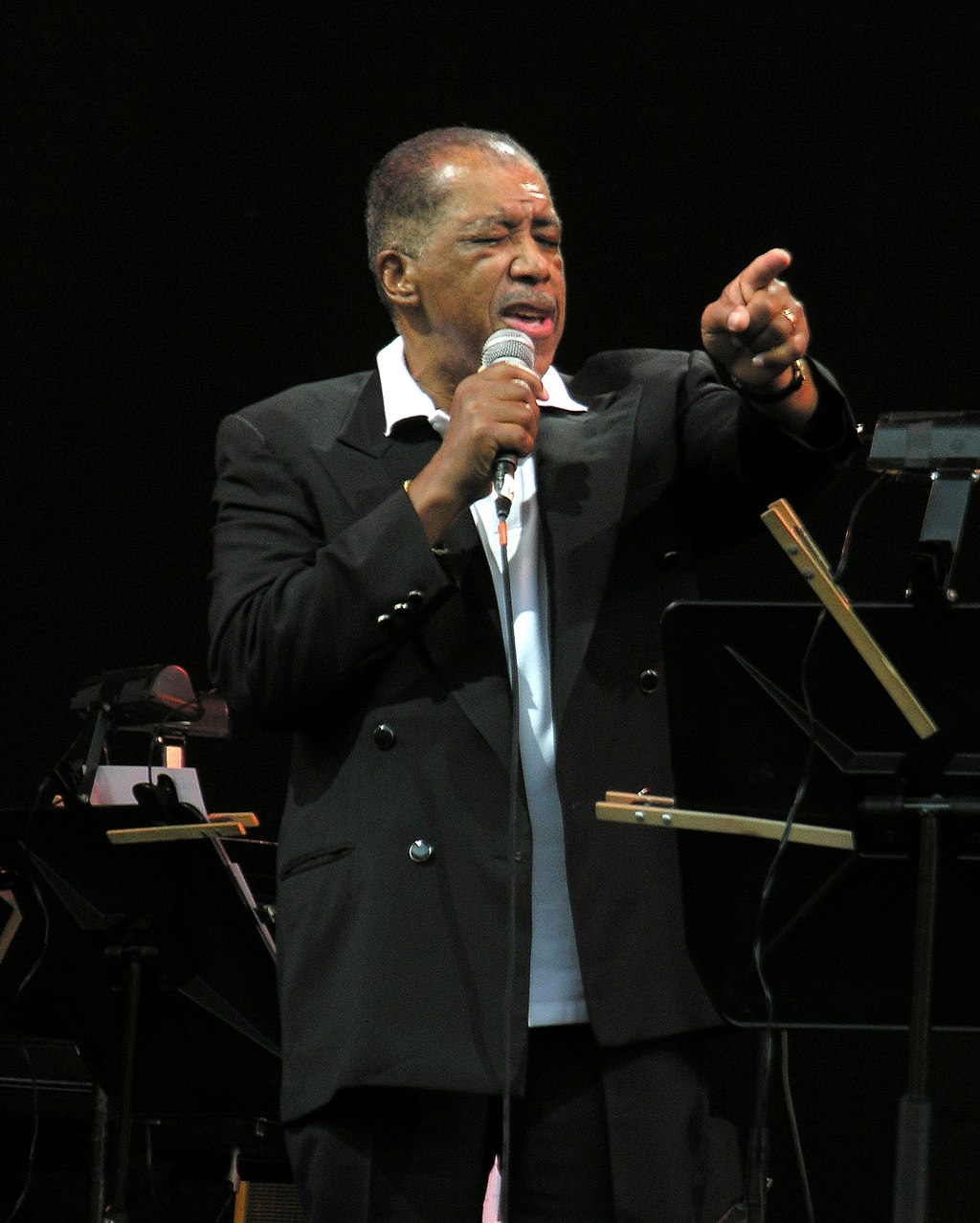 1024px-beneking875975550.jpg