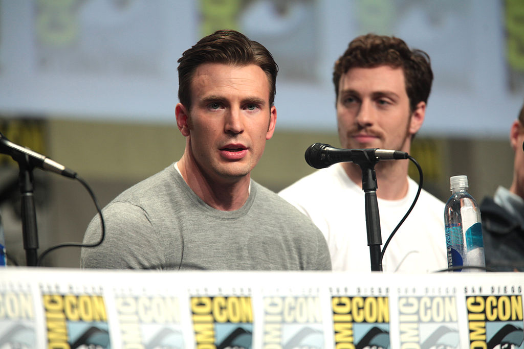 1024px-chrisevansaarontaylor-johnsonsdcc2014-1.jpg