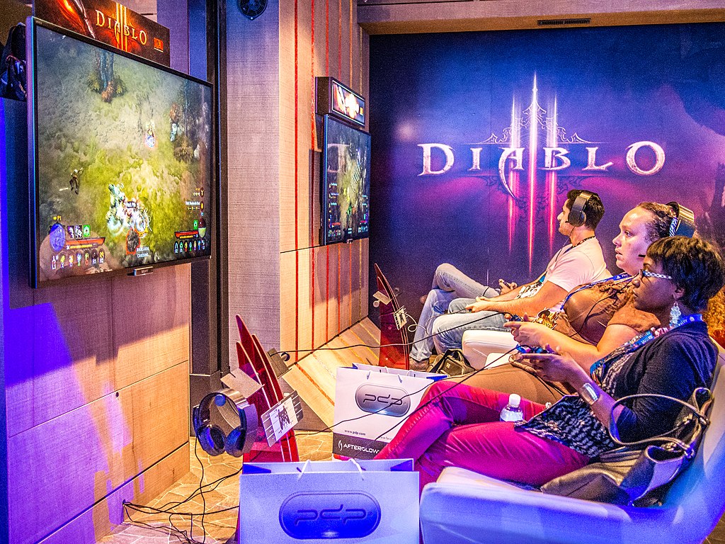 1024px-e320139029672159.jpg