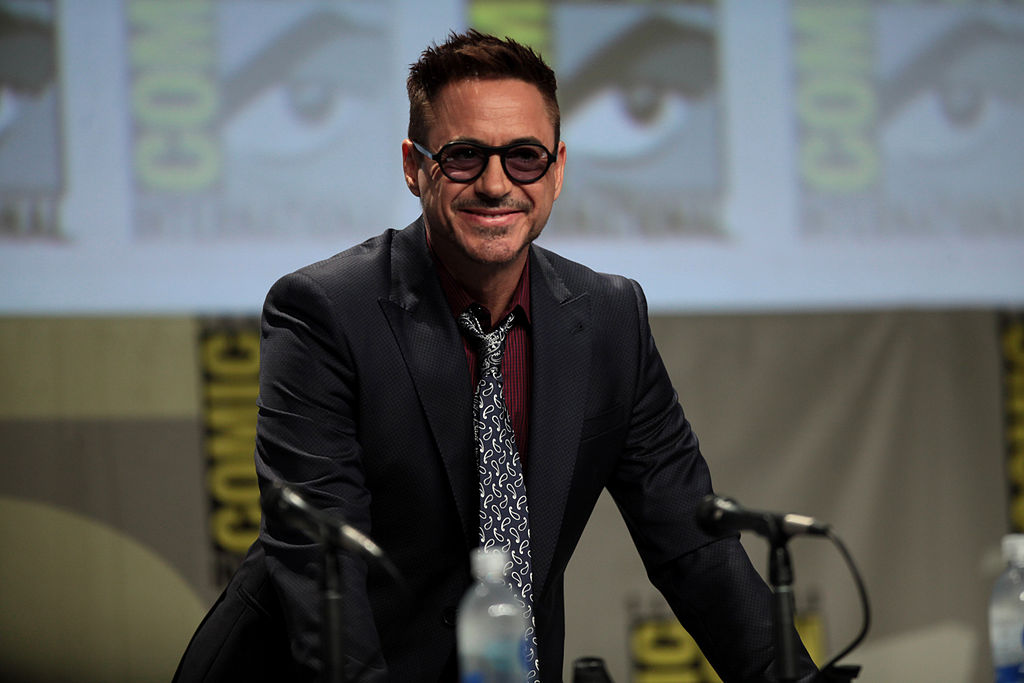 1024px-robertdowneyjrsdcc2014-2.jpg