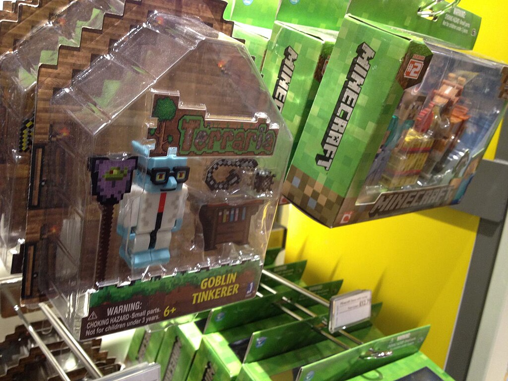 1024px-terrariaandmiecrafttoys25538251172-3.jpg