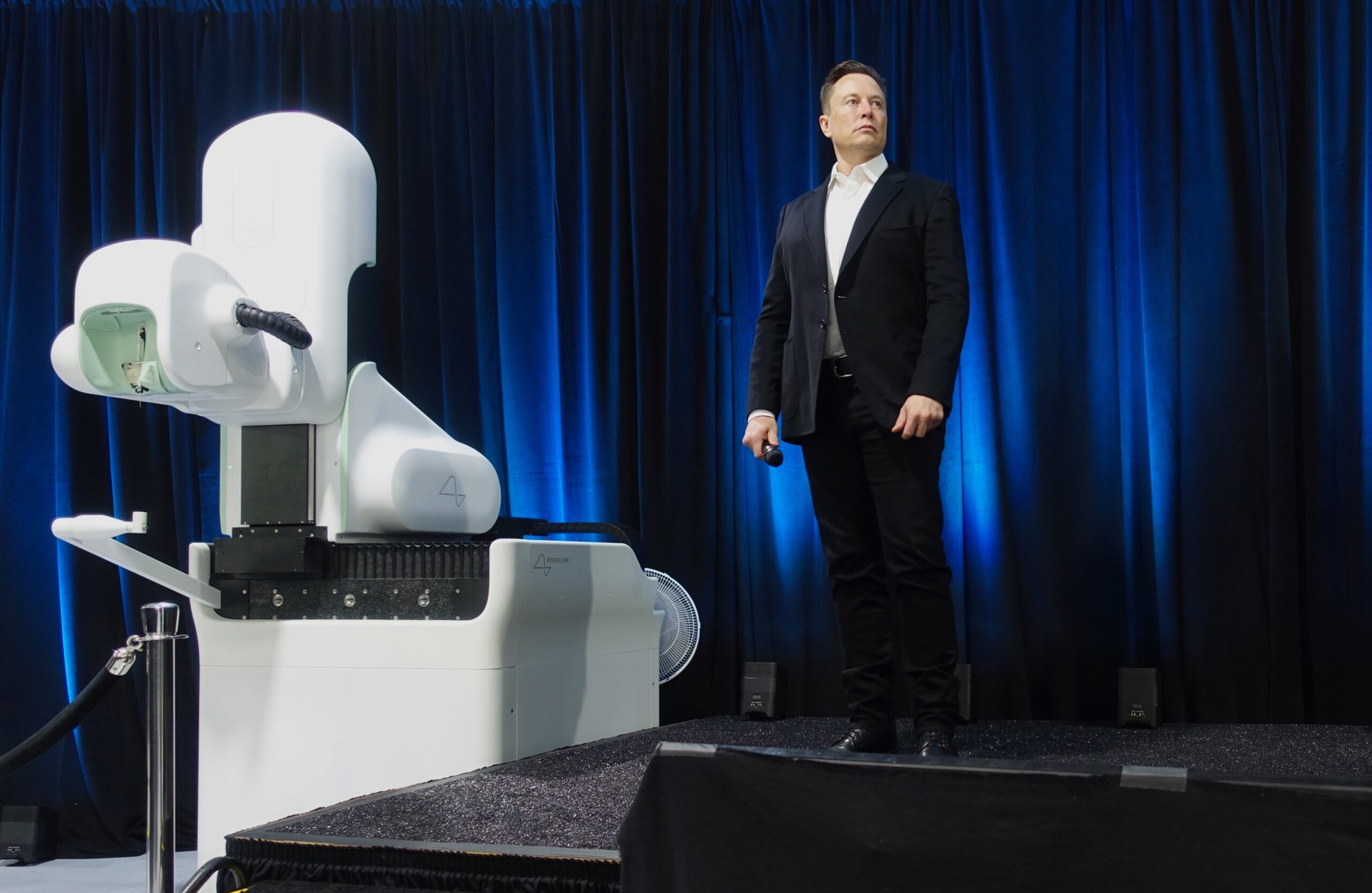 Elon_Musk_and_the_Neuralink_Future-scaled-2.jpg