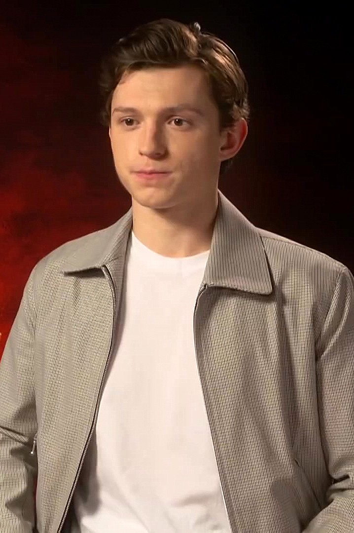 tomhollandmtv201801-2.jpg