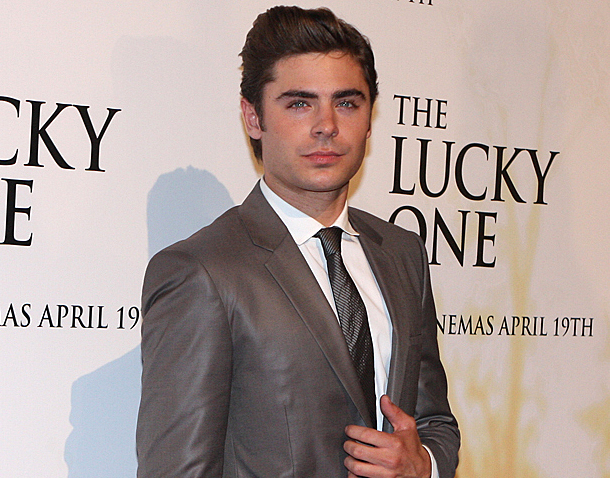 zacefron42012cropped-2.jpg