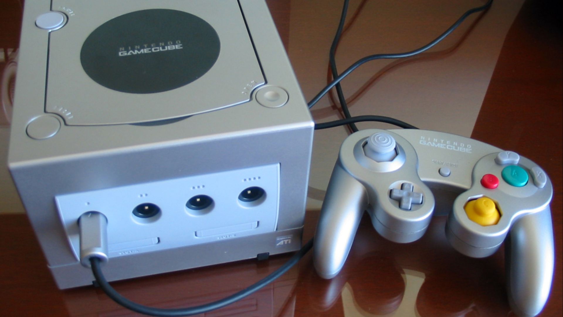 File:Nintendo Gamecube Silver.JPG