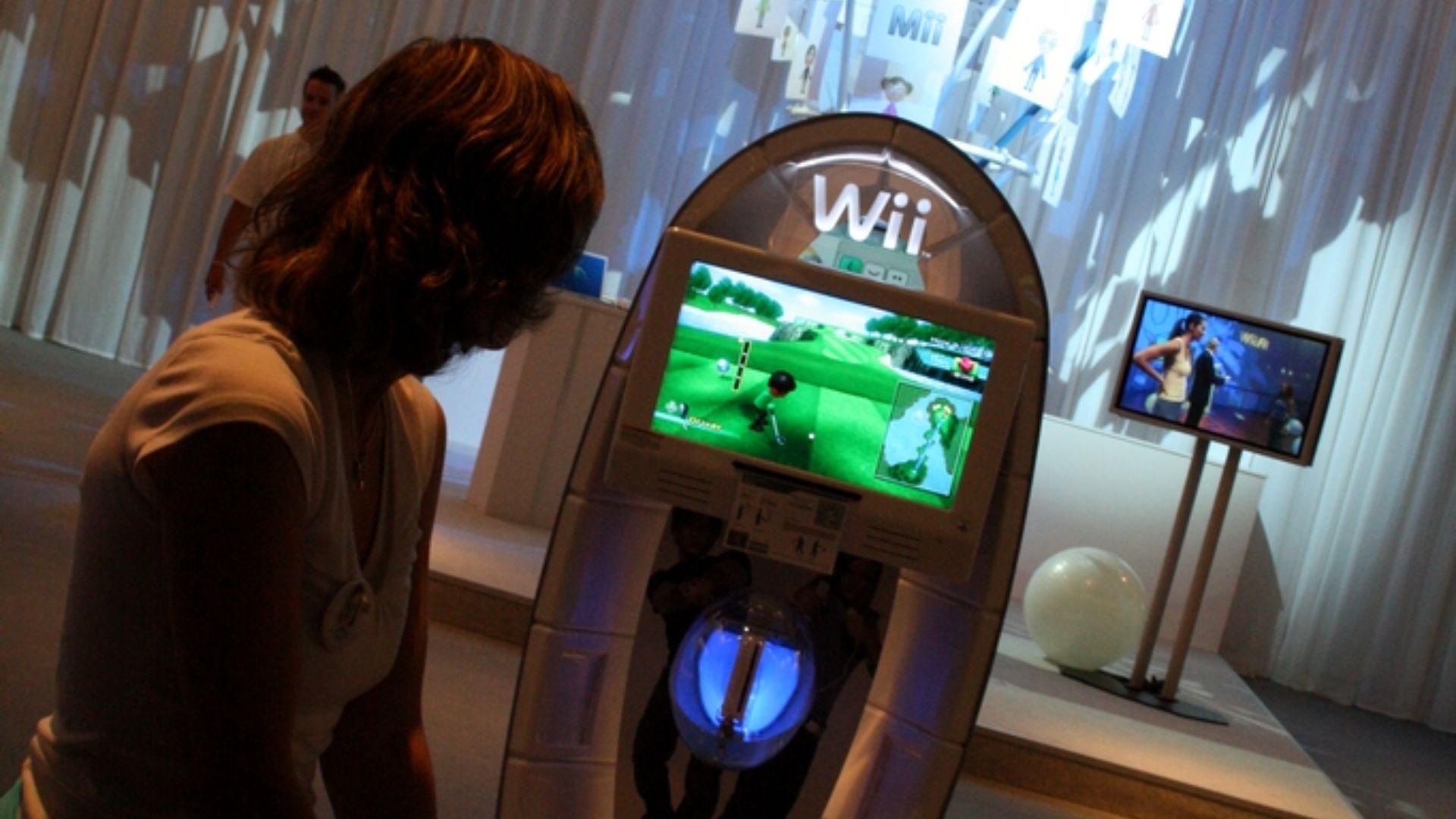 File:Wii Golf at Nintendo's Booth (1285343162).jpg