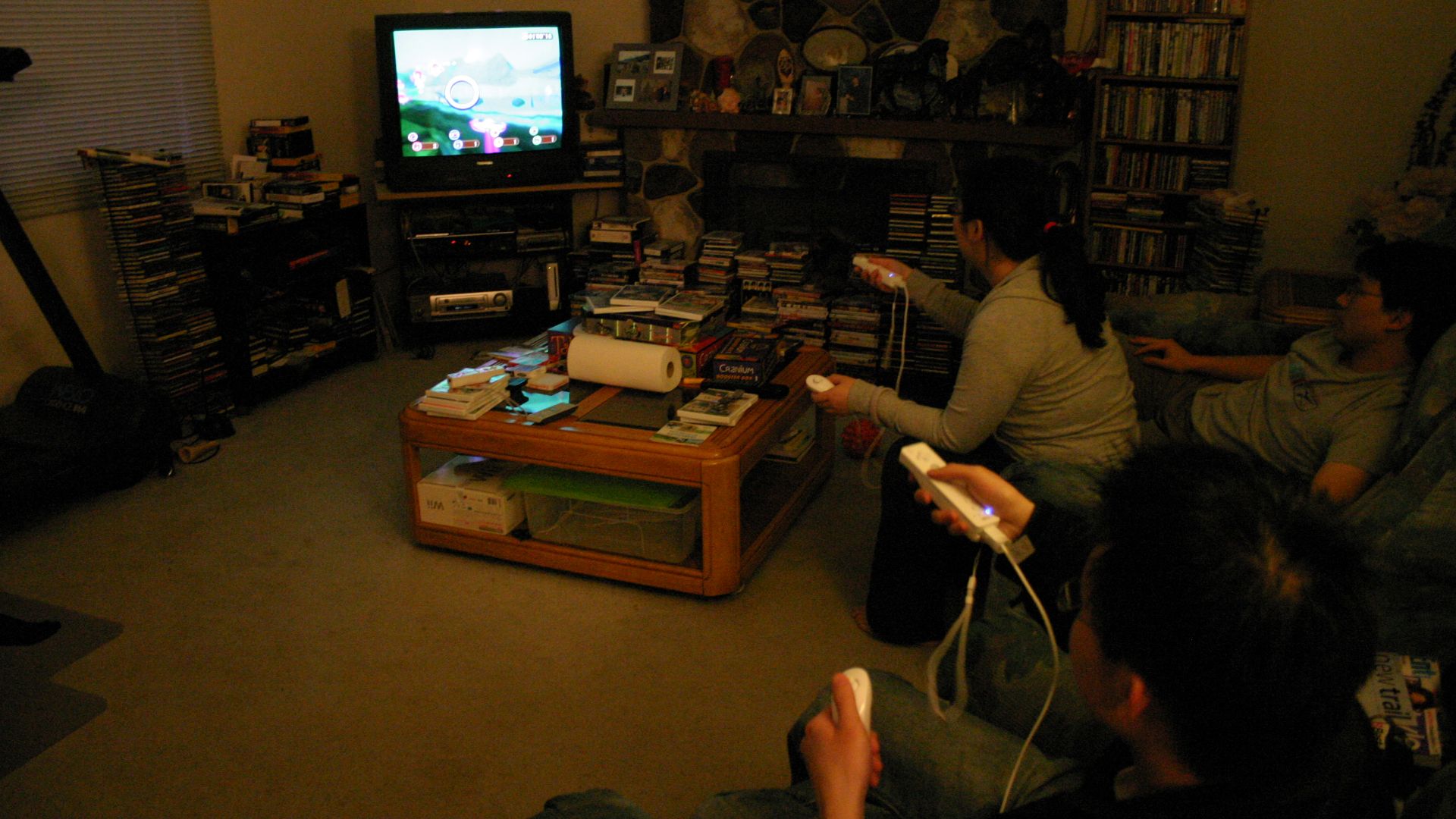 File:Playing Wii (450386325).jpg