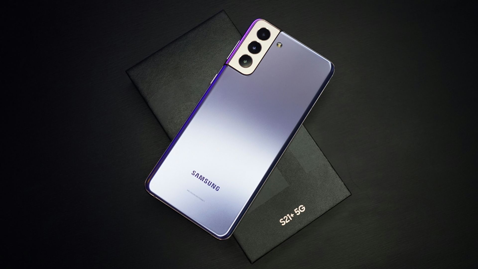 black and white iphone case