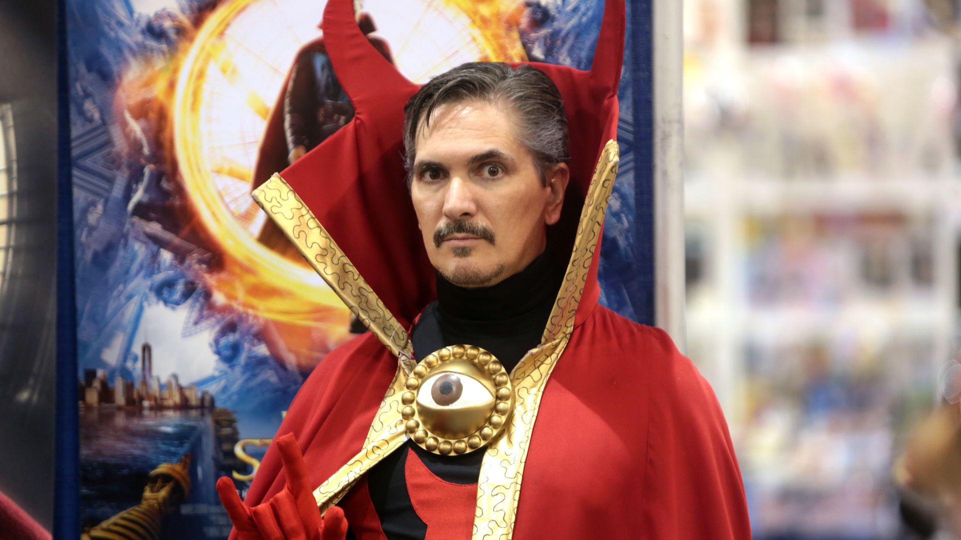 File:Doctor Strange cosplayer (30230786480).jpg