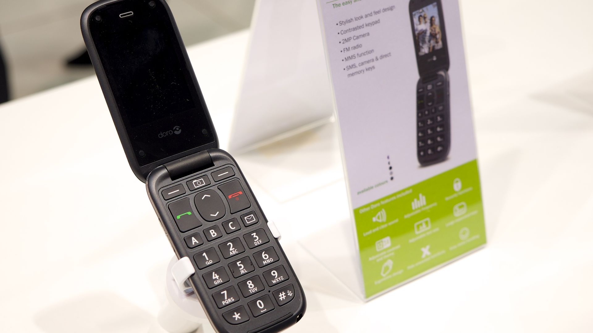 File:Doro phone for seniors (16103442603).jpg
