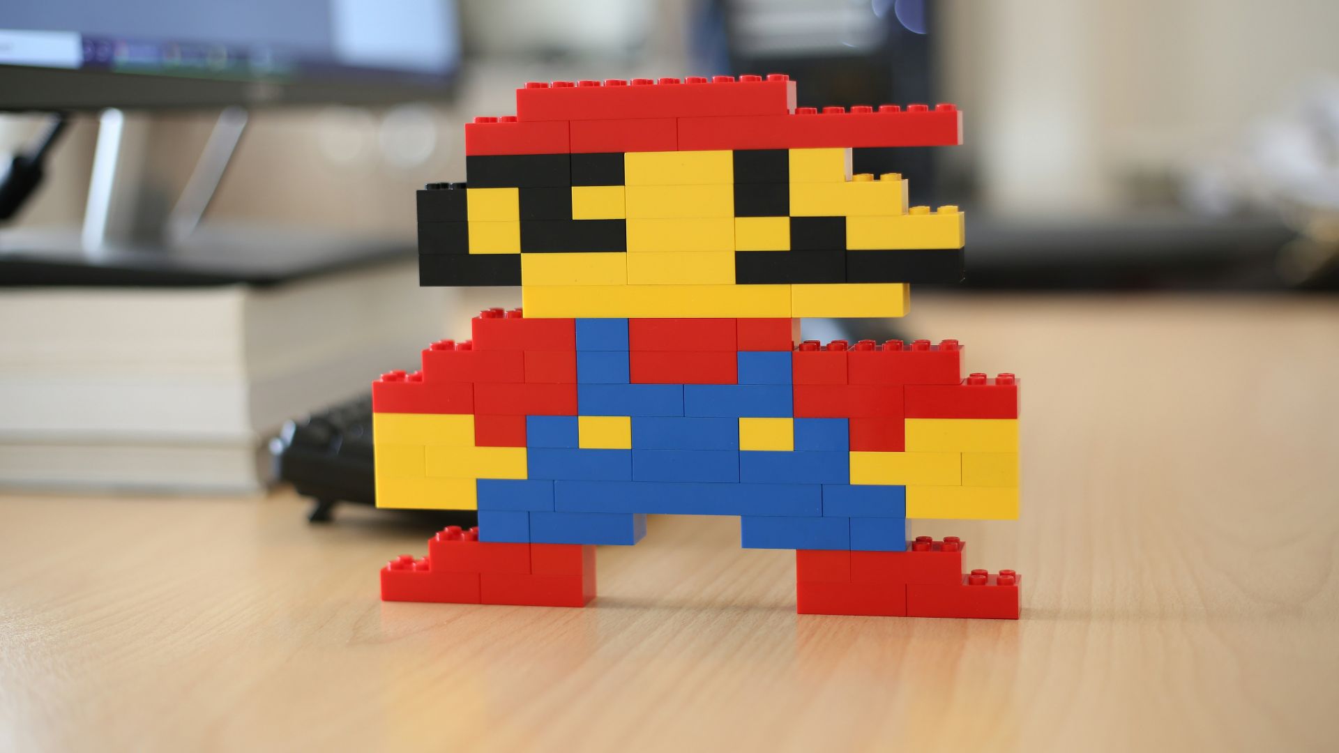 yellow red and blue lego blocks